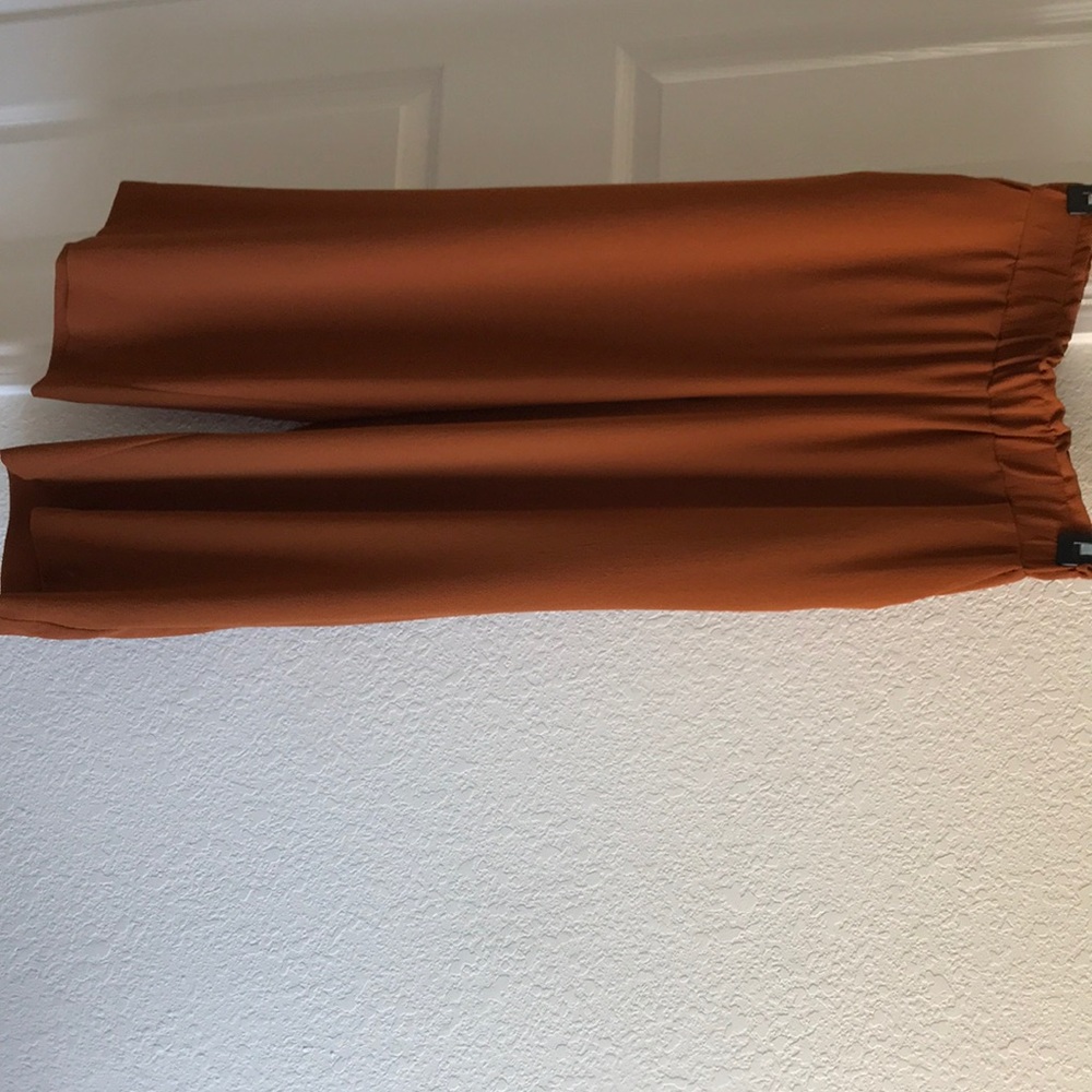 Wide leg pants size 4
